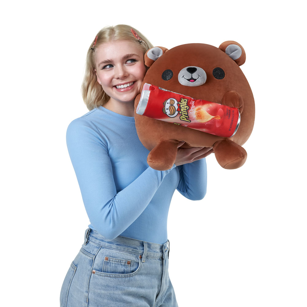 Pelúcia Snackles 35cm - Urso Terry Com Pringles - Imagem 3